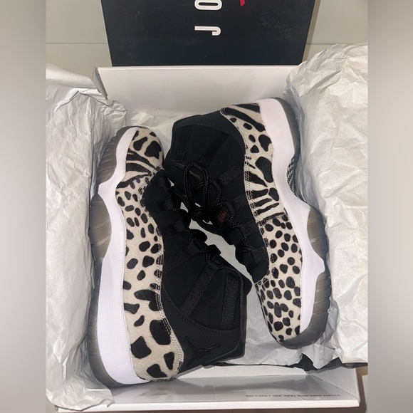 Air Jordan Retro 11 Women’s size 10.5 Animal Instinct - Picture 3 of 8